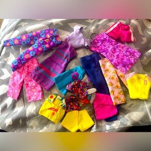 Vintage Barbie clothing lot